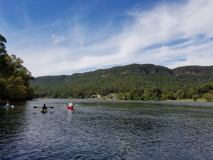 Custom Paddleboard Adventure-Tennessee River